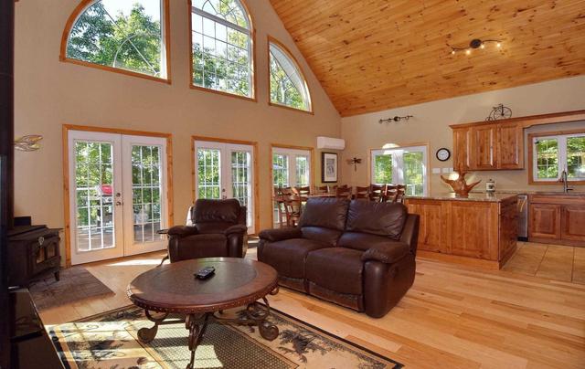 1117b Beaver Creek Lane, House detached with 6 bedrooms, 4 bathrooms and 10 parking in Central Frontenac ON | Image 14