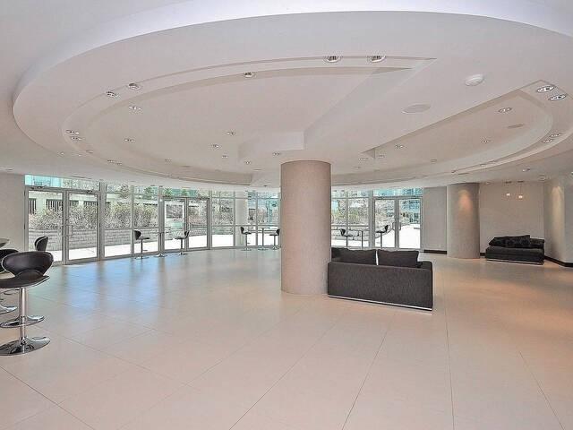2510 - 220 Burnhamthorpe Rd, Condo with 1 bedrooms, 2 bathrooms and 2 parking in Mississauga ON | Image 22
