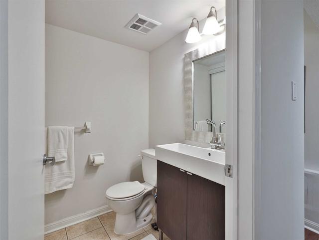 th 214 - 50 Joe Shuster Way, Townhouse with 3 bedrooms, 3 bathrooms and 1 parking in Toronto ON | Image 26