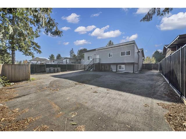 9110 128 Street, House detached with 11 bedrooms, 5 bathrooms and null parking in Surrey BC | Image 15
