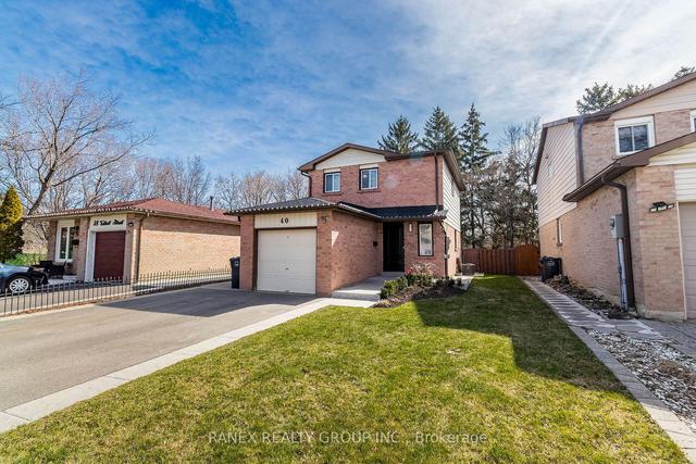 40 Talbot St, House detached with 3 bedrooms, 3 bathrooms and 4 parking in Brampton ON | Image 23