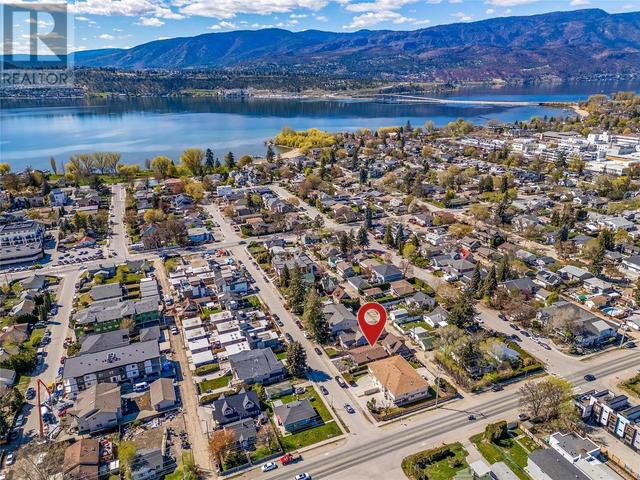 664 Patterson Avenue, House detached with 5 bedrooms, 3 bathrooms and 1 parking in Kelowna BC | Image 9