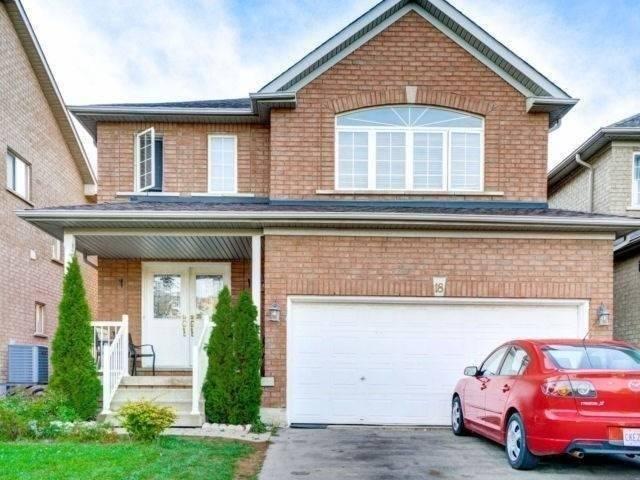 18 Grape Tr, House detached with 4 bedrooms, 4 bathrooms and 2 parking in Brampton ON | Image 1