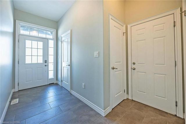 1042 Oakcrossing Gate, House attached with 3 bedrooms, 2 bathrooms and null parking in London ON | Image 39