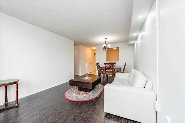 402 - 430 Mclevin Ave, Condo with 2 bedrooms, 2 bathrooms and 1 parking in Toronto ON | Image 11
