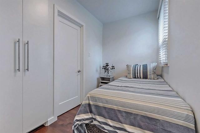 823a Pape Ave, House semidetached with 2 bedrooms, 2 bathrooms and 0 parking in Toronto ON | Image 8
