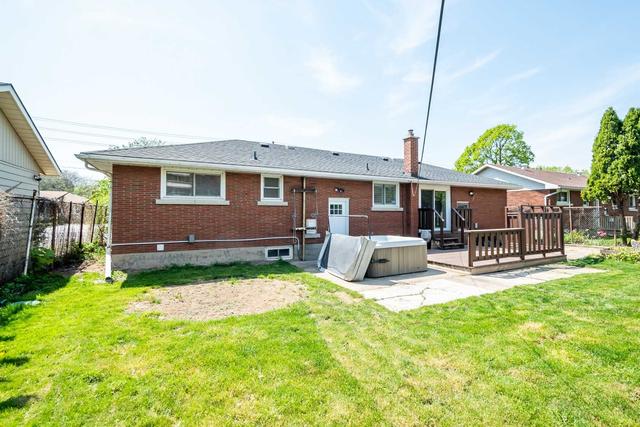 406 Bunting Rd, House detached with 3 bedrooms, 2 bathrooms and 5 parking in St. Catharines ON | Image 33