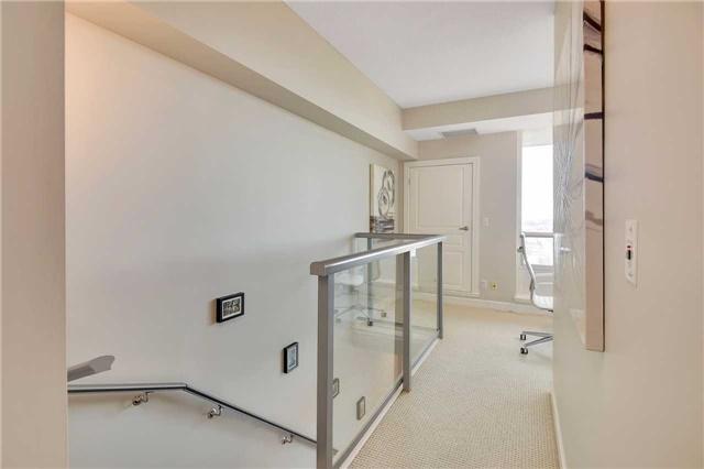 Lph12 - 1 Avondale Ave, Condo with 1 bedrooms, 2 bathrooms and 1 parking in Toronto ON | Image 15