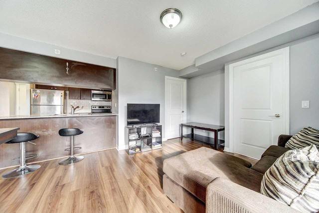 610 - 275 Yorkland Rd, Condo with 2 bedrooms, 2 bathrooms and 1 parking in Toronto ON | Image 7