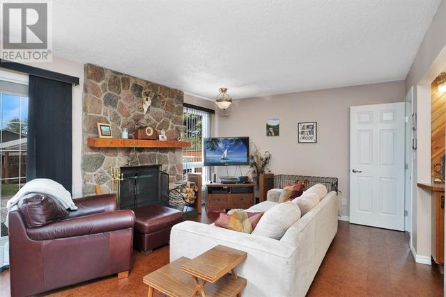 5904 56 Street, House detached with 5 bedrooms, 3 bathrooms and 2 parking in Rocky Mountain House AB | Image 20