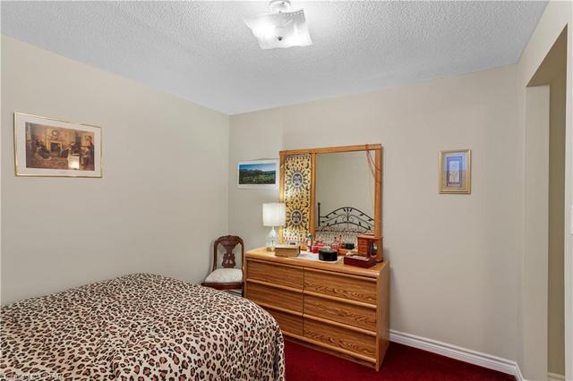 26 Bow Street, House detached with 3 bedrooms, 2 bathrooms and 3 parking in London ON | Image 24