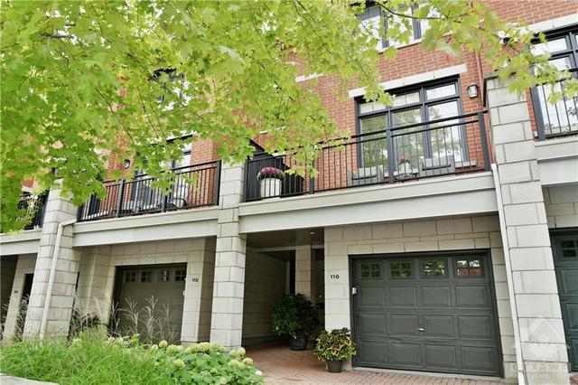 110 Springhurst Avenue, Townhouse with 3 bedrooms, 3 bathrooms and 3 parking in Ottawa ON | Image 1