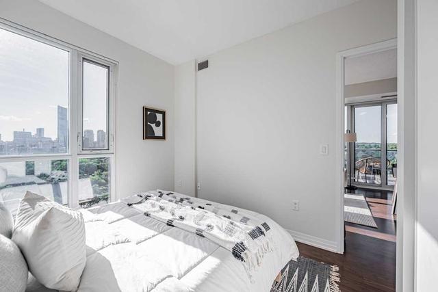 1501 - 25 Cole St, Condo with 2 bedrooms, 2 bathrooms and 1 parking in Toronto ON | Image 7
