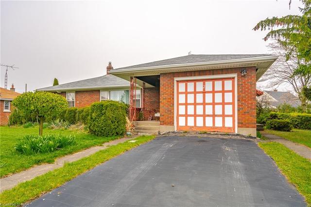 2 Foley Crescent, House detached with 3 bedrooms, 1 bathrooms and 2 parking in Thorold ON | Image 9