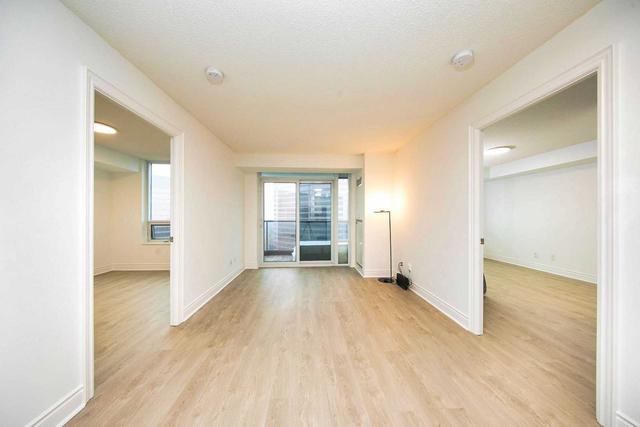 2314 - 15 Greenview Ave, Condo with 2 bedrooms, 2 bathrooms and 1 parking in Toronto ON | Image 28