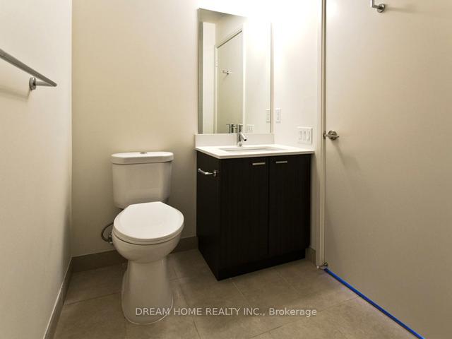 2902 - 30 Roehampton Ave, Condo with 2 bedrooms, 2 bathrooms and 0 parking in Toronto ON | Image 2
