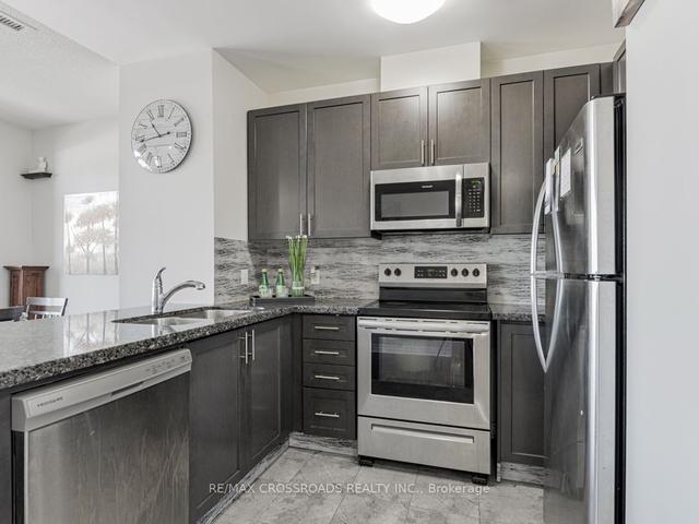 515 - 39 New Delhi Dr, Condo with 3 bedrooms, 2 bathrooms and 1 parking in Markham ON | Image 2