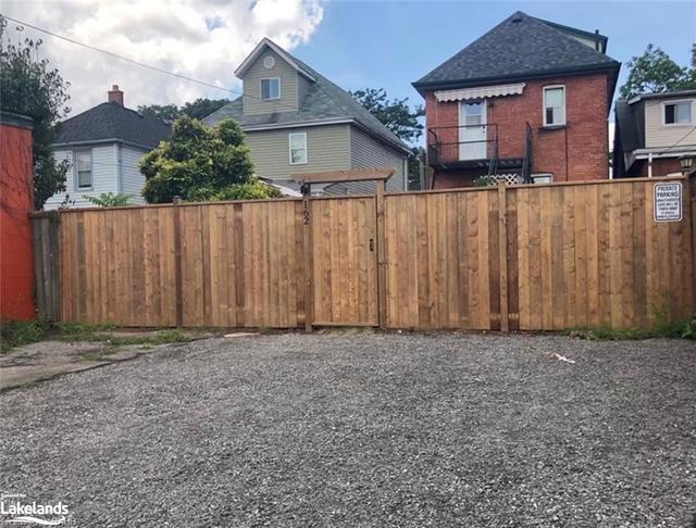 Private Backyard/Alley Parking (3 spots) | Image 37
