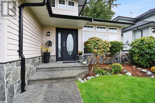 963 Davidson Rd, House detached with 3 bedrooms, 3 bathrooms and 4 parking in Ladysmith BC | Image 35
