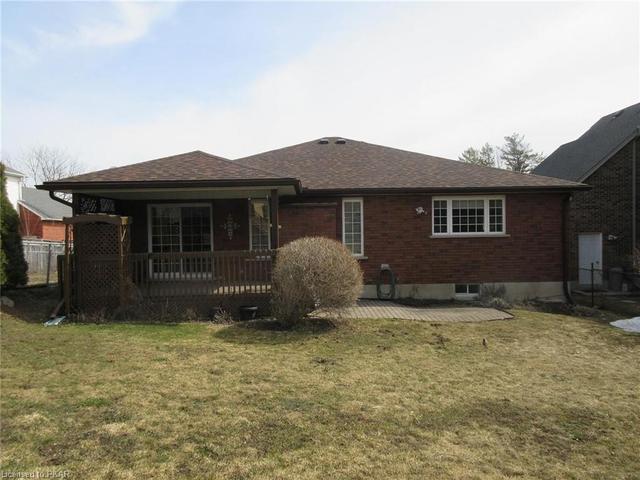 1295 Cedargrove Drive, House detached with 4 bedrooms, 3 bathrooms and null parking in Peterborough ON | Image 12