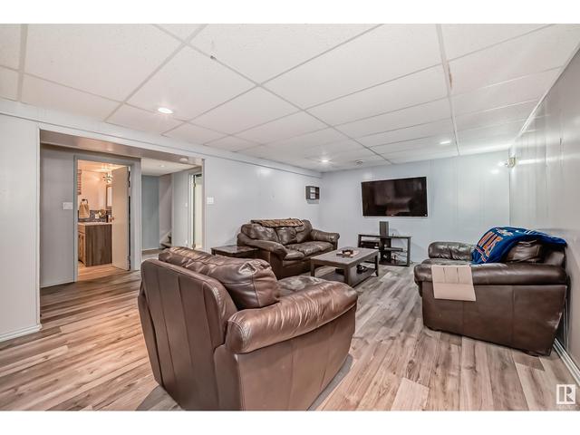 8312 181 St Nw, House detached with 4 bedrooms, 2 bathrooms and 4 parking in Edmonton AB | Image 36