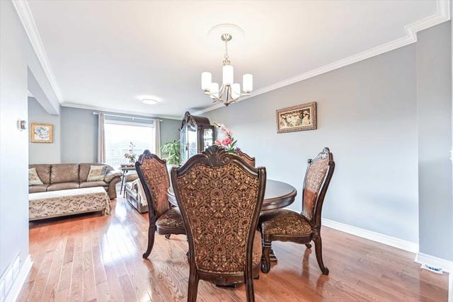 34 Mercer Cres, House attached with 3 bedrooms, 4 bathrooms and 6 parking in Markham ON | Image 23