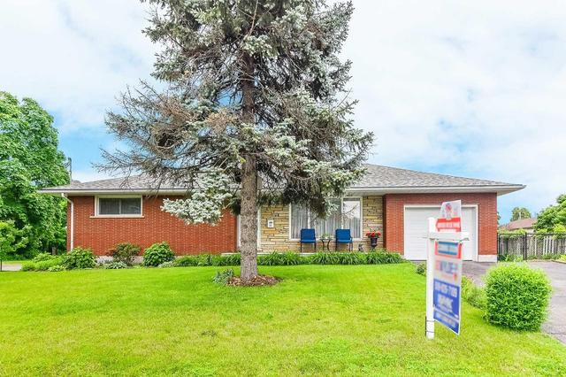 91 Victoria Rd N, House detached with 3 bedrooms, 2 bathrooms and 4 parking in Guelph ON | Image 1