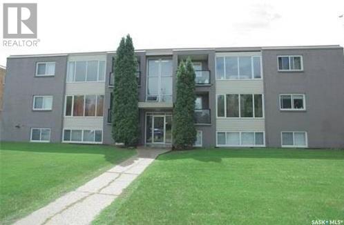 11 - 1604 Main Street, Condo with 2 bedrooms, 1 bathrooms and null parking in Saskatoon SK | Image 2