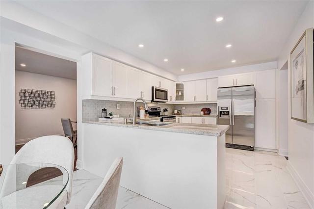 47 Bluenose Cres, House detached with 4 bedrooms, 5 bathrooms and 6 parking in Toronto ON | Image 33