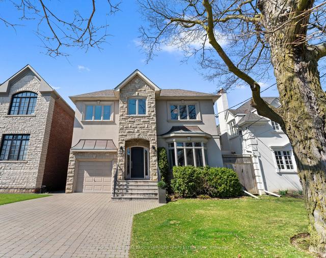 10 Governors Rd, House detached with 4 bedrooms, 5 bathrooms and 3 parking in Toronto ON | Image 1