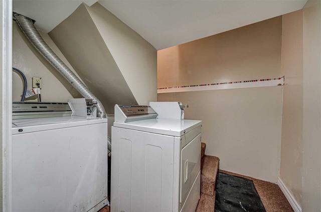 1409 Lansdowne Ave, House semidetached with 3 bedrooms, 3 bathrooms and 2 parking in Toronto ON | Image 21