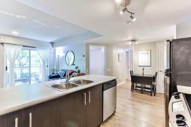 Th16 - 93 The Queensway Ave, Townhouse with 2 bedrooms, 2 bathrooms and 1 parking in Toronto ON | Image 7