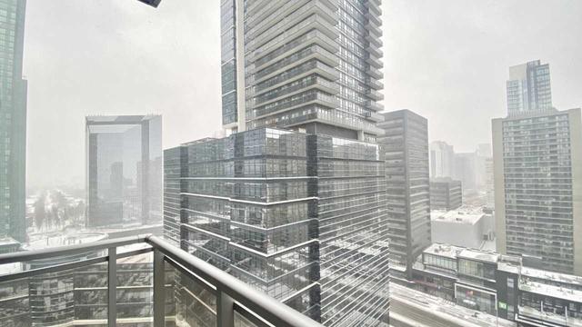 2003 - 23 Sheppard Ave E, Condo with 2 bedrooms, 2 bathrooms and 1 parking in Toronto ON | Image 2