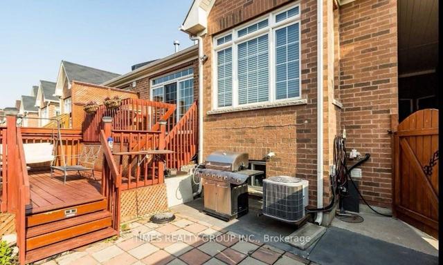 86 Naperton Dr N, House attached with 3 bedrooms, 4 bathrooms and 4 parking in Brampton ON | Image 13