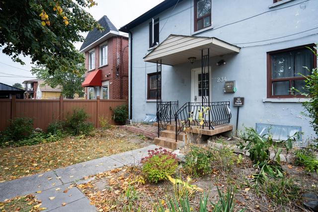 234 Pellatt Ave, House detached with 6 bedrooms, 5 bathrooms and 6 parking in Toronto ON | Image 14