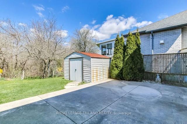 29 Havenridge Crt, House detached with 4 bedrooms, 3 bathrooms and 4 parking in St. Thomas ON | Image 21