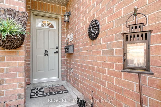 28 Bruce St, Townhouse with 2 bedrooms, 3 bathrooms and 2 parking in Cambridge ON | Image 18