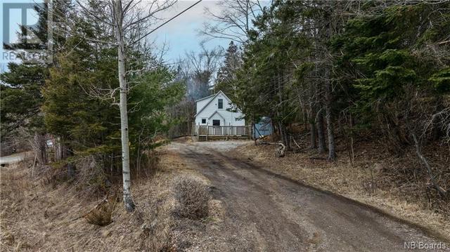 1301 Route 860, House detached with 2 bedrooms, 1 bathrooms and null parking in Hampton P NB | Image 2