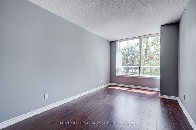 212 - 120 Promenade Circ, Condo with 2 bedrooms, 2 bathrooms and 1 parking in Vaughan ON | Image 24