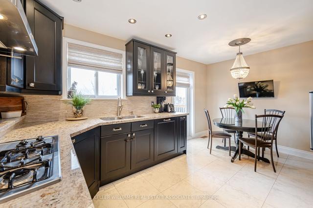7 Atwood Pl, House detached with 3 bedrooms, 2 bathrooms and 5 parking in Toronto ON | Image 40