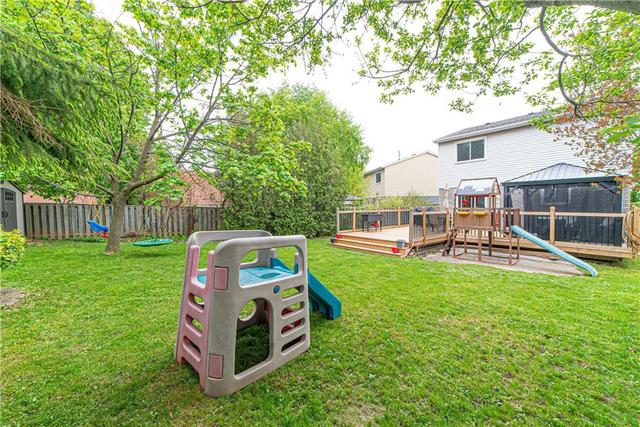 2413 Paula Court, House detached with 3 bedrooms, 1 bathrooms and 4 parking in Burlington ON | Image 34