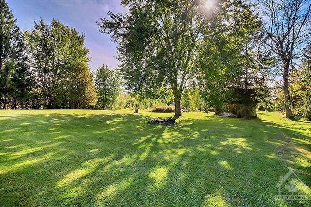 316 County 25 Road, House detached with 4 bedrooms, 1 bathrooms and 8 parking in North Grenville ON | Image 25