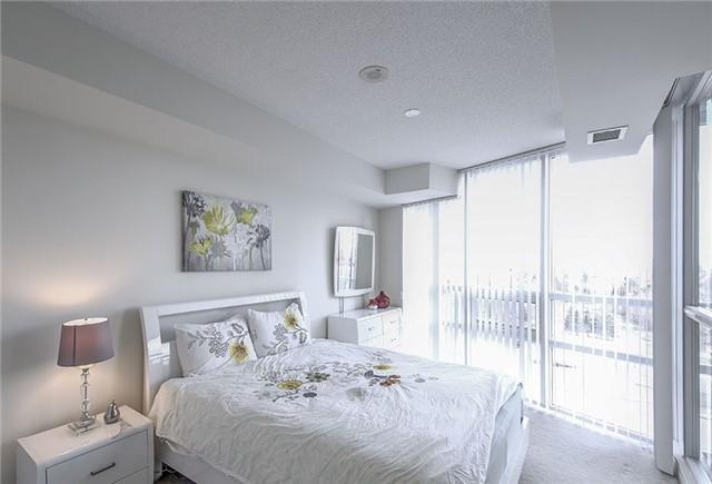 1002 - 35 Hollywood Ave, Condo with 1 bedrooms, 1 bathrooms and 1 parking in Toronto ON | Image 14