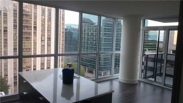 1002 - 88 Sheppard Ave, Condo with 1 bedrooms, 1 bathrooms and 1 parking in Toronto ON | Image 4