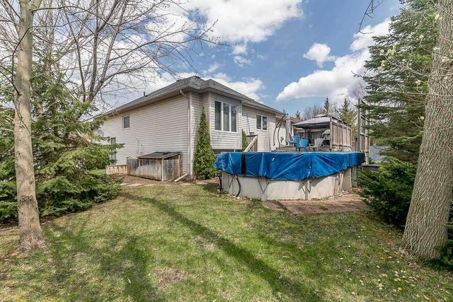 15 Bay Crt, House detached with 2 bedrooms, 3 bathrooms and 7 parking in Wasaga Beach ON | Image 17