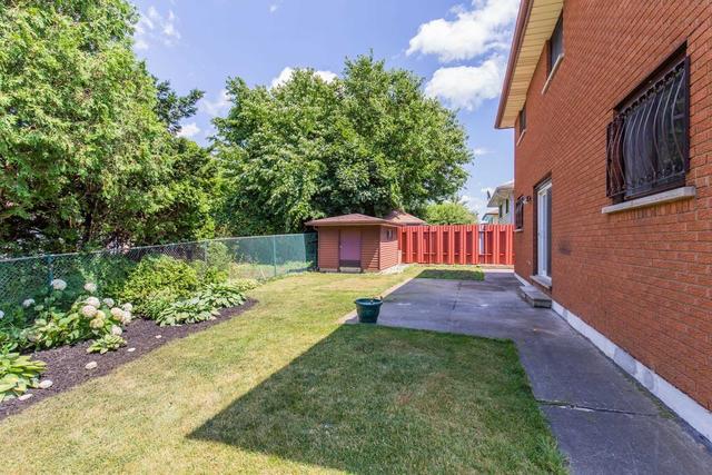 126 Gardiner Dr, House detached with 4 bedrooms, 3 bathrooms and 6 parking in Hamilton ON | Image 32