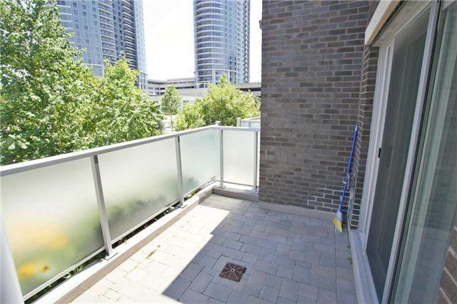 th03 - 330 Village Green Sq, Townhouse with 3 bedrooms, 3 bathrooms and 2 parking in Toronto ON | Image 18