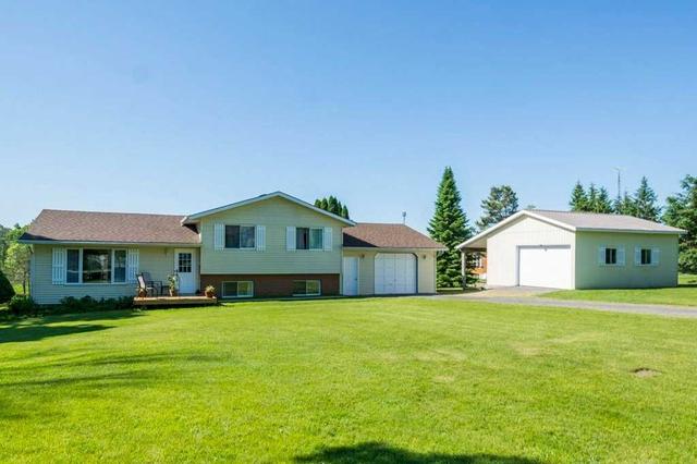 584 Hinchey Rd, House detached with 3 bedrooms, 2 bathrooms and 6 parking in Tyendinaga ON | Image 1