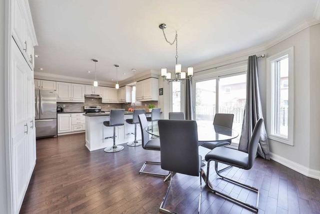 358 River Glen Blvd, House detached with 4 bedrooms, 4 bathrooms and 4 parking in Oakville ON | Image 4