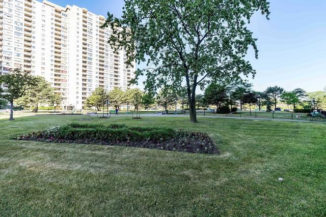 801 - 370 Dixon Rd, Condo with 2 bedrooms, 1 bathrooms and 1 parking in Toronto ON | Image 25